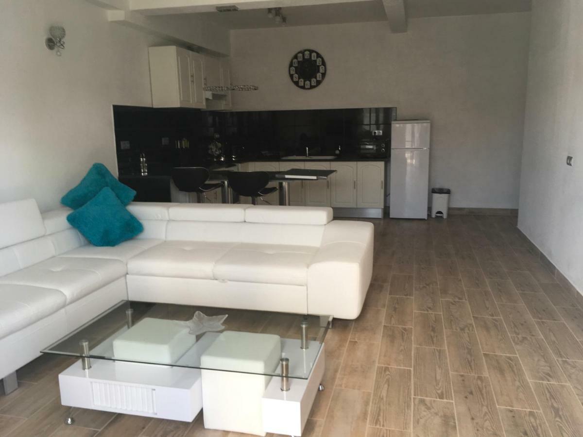 Boa Nova Base. Apartment Funchal  Ngoại thất bức ảnh